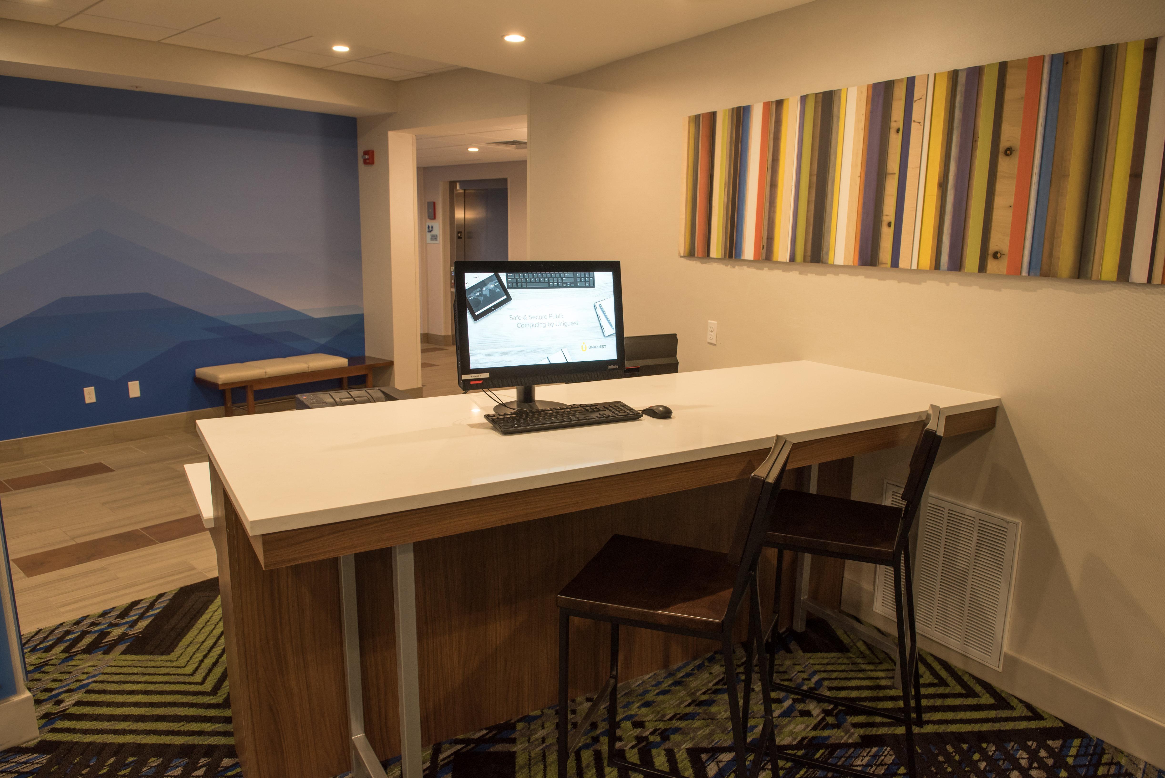 Express & - Orland Park By Ihg Hotel Mokena